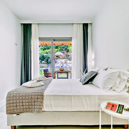 Kumquart Estate- Bergamot Aspiotades