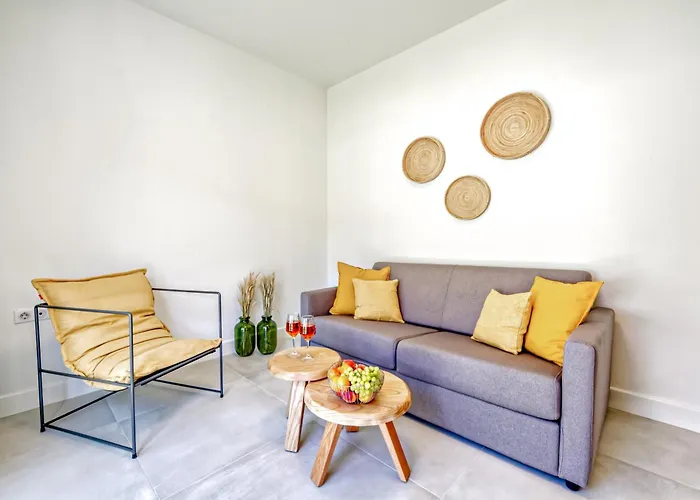 Kumquart Estate- Bergamot * Aspiotades